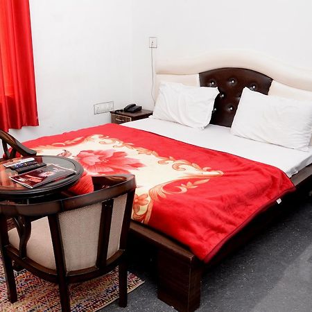 بهاراتبور Hotel Pratap Regal المظهر الخارجي الصورة