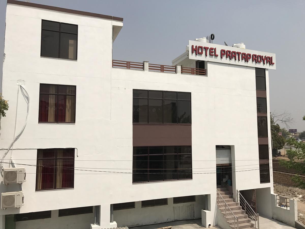 بهاراتبور Hotel Pratap Regal المظهر الخارجي الصورة