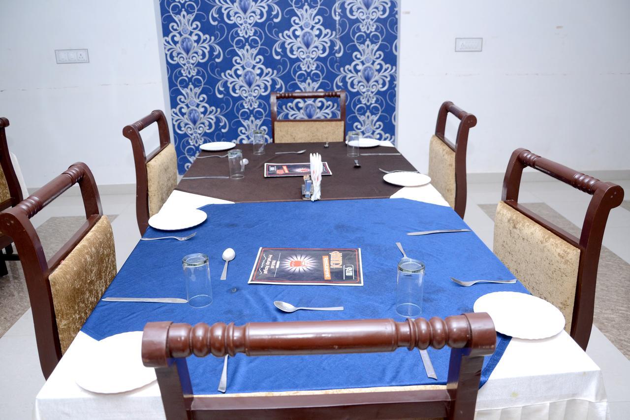 بهاراتبور Hotel Pratap Regal المظهر الخارجي الصورة